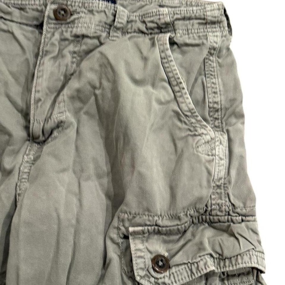 American Eagle Cargo Shorts Mens 33 Longer Length Khaki 11" Inseam - Picture 3 of 5